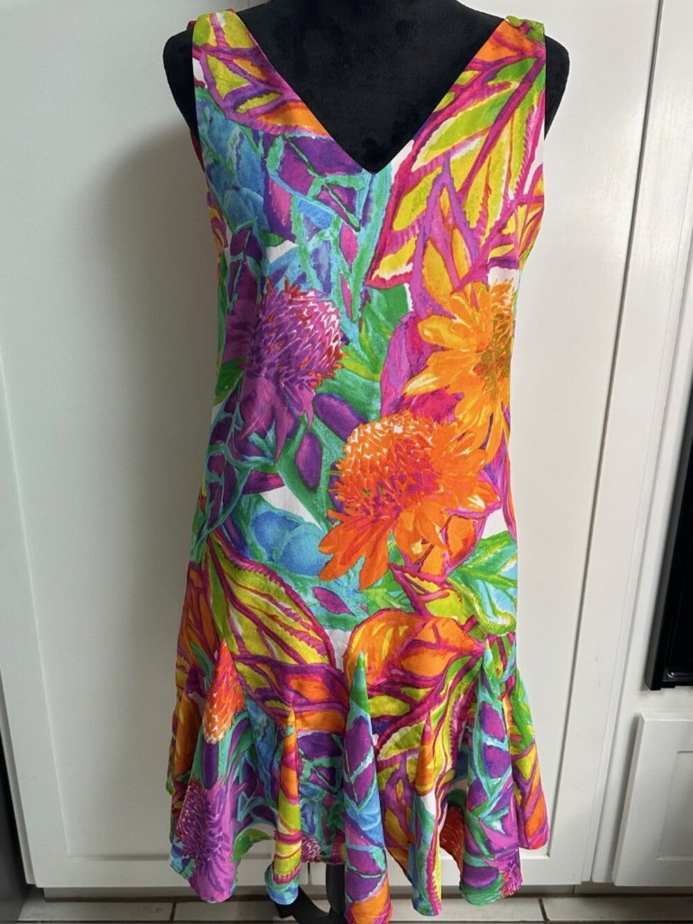Lauren Ralph Lauren Sleeveless V Neckline S 4 Floral Tropical Dress Summer